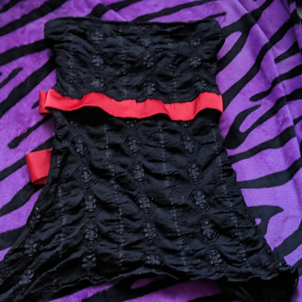Black Holiday Top
